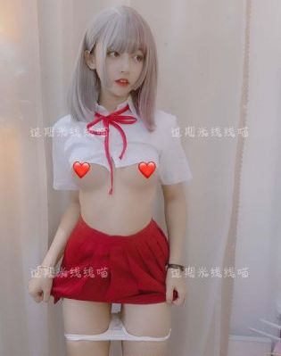 他的巨物撑开她的花缝视频