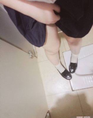 卿本佳人 在线