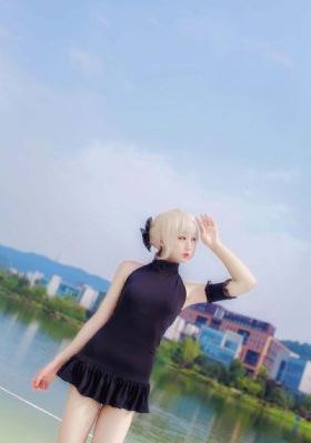 夫妻回不去的联欢晚会动漫