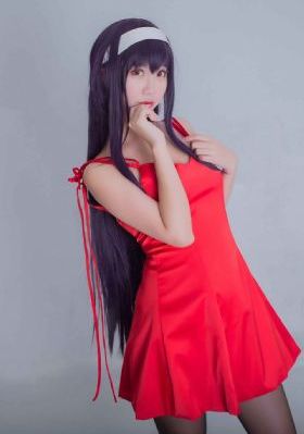 年轻女教师4hd中字免费观看